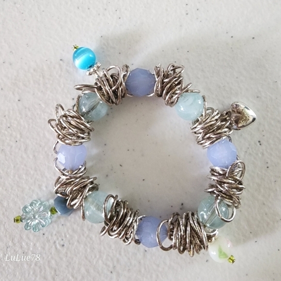 Silvertone and Blue Beaded Bracelet - Picture 1 of 9